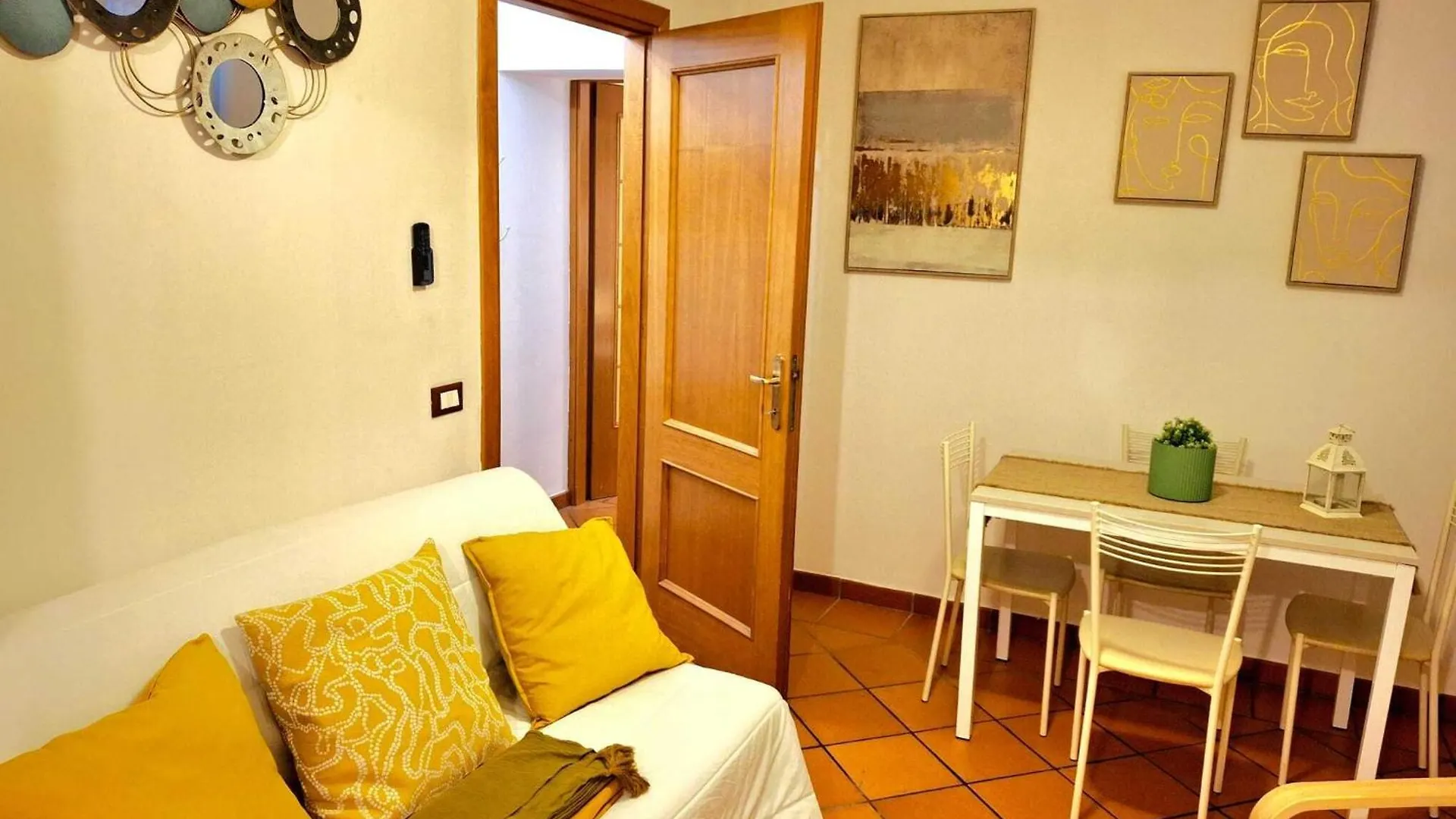 Apartment Candia 66 At The Vatican Museums Rome Italy
